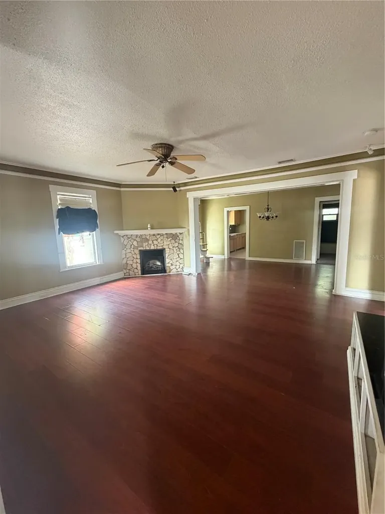 814 26th Street W Bradenton FL 34205