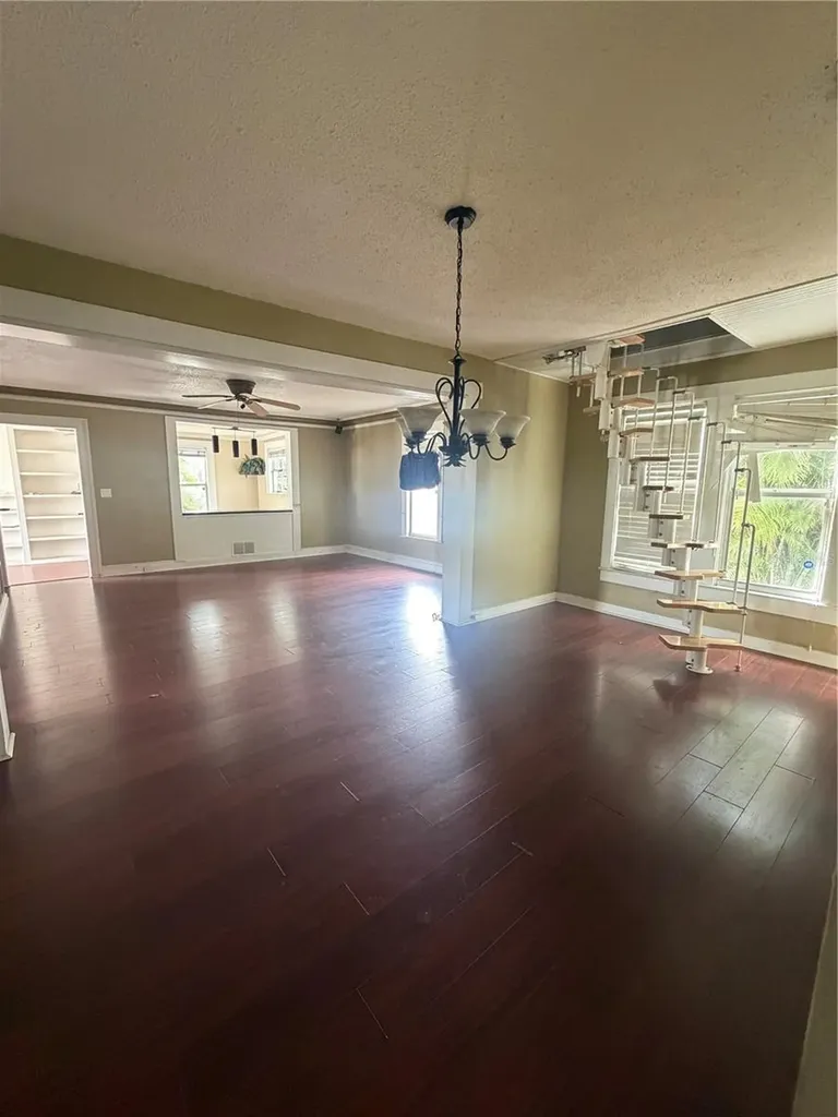 814 26th Street W Bradenton FL 34205