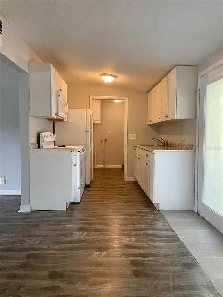 8105 N 12th Street Tampa FL 33604