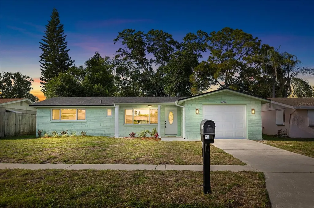 6239 7th Avenue New Port Richey FL 34653