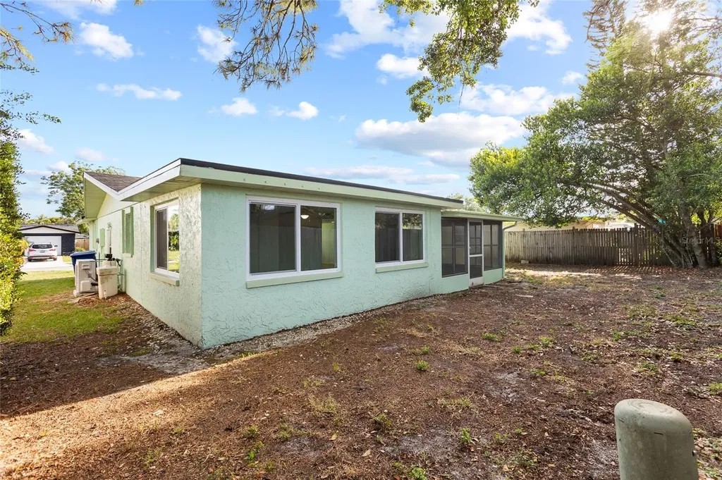6239 7th Avenue New Port Richey FL 34653