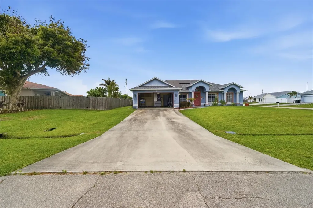 2701 SW Palace Avenue Port St Lucie FL 34987