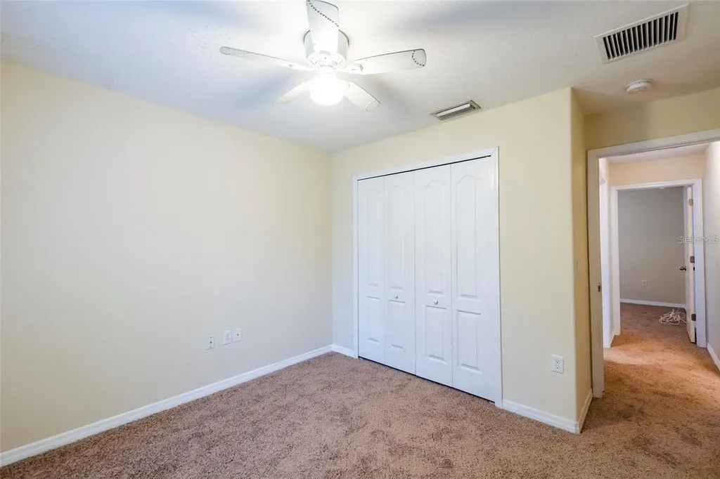 8117 Alamosa Wood Avenue Ruskin FL 33573