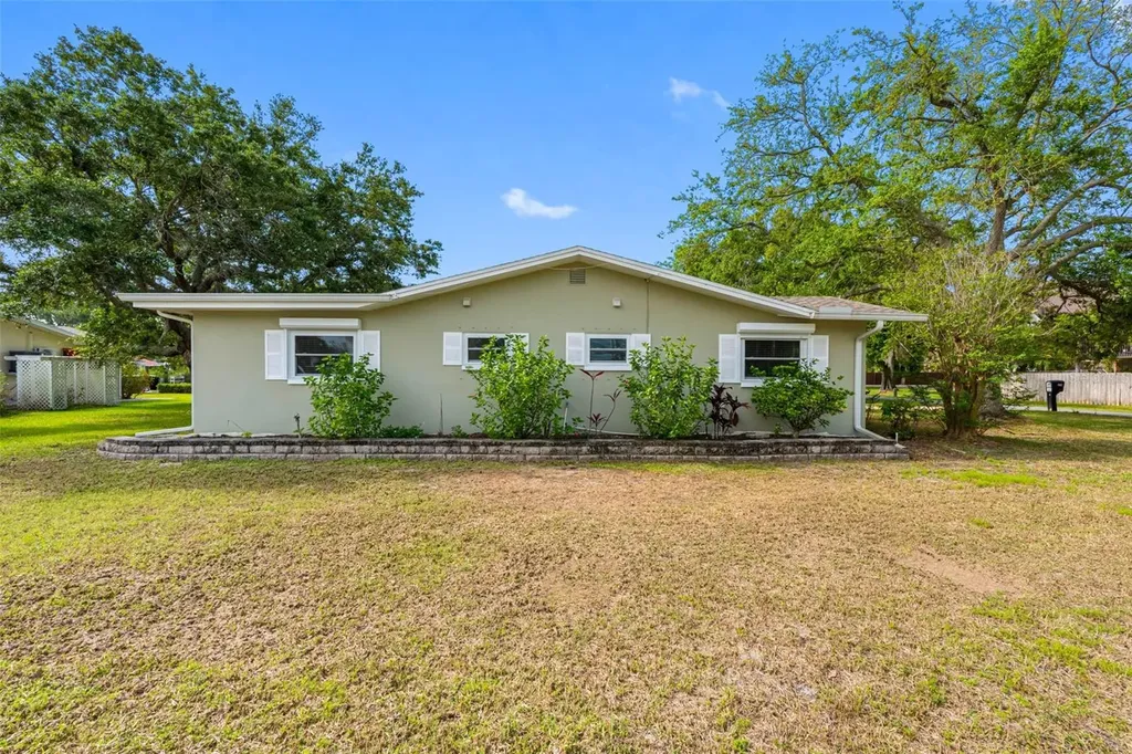 624 Orange Street Palm Harbor FL 34683