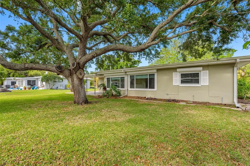 624 Orange Street Palm Harbor FL 34683