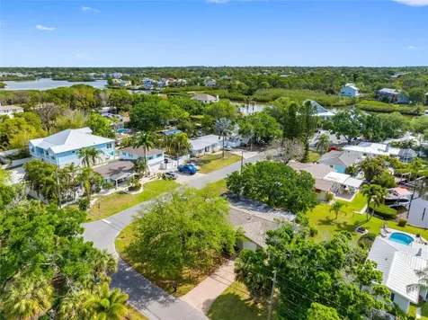 624 Orange Street Palm Harbor FL 34683