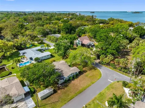 624 Orange Street Palm Harbor FL 34683