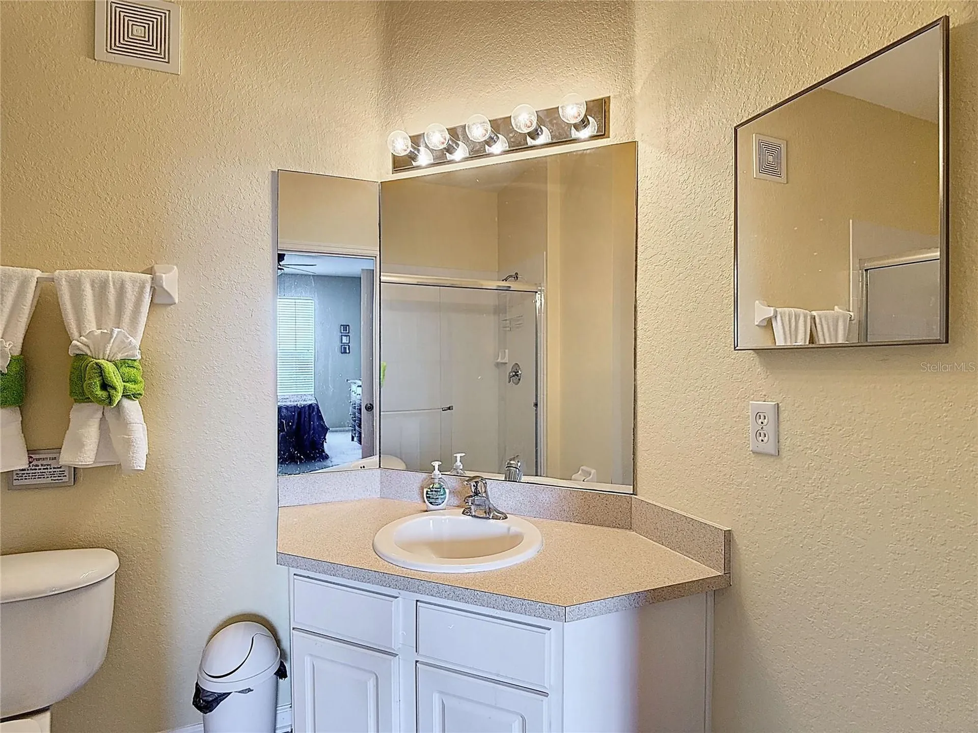 2781 Almaton Loop Kissimmee FL 34747