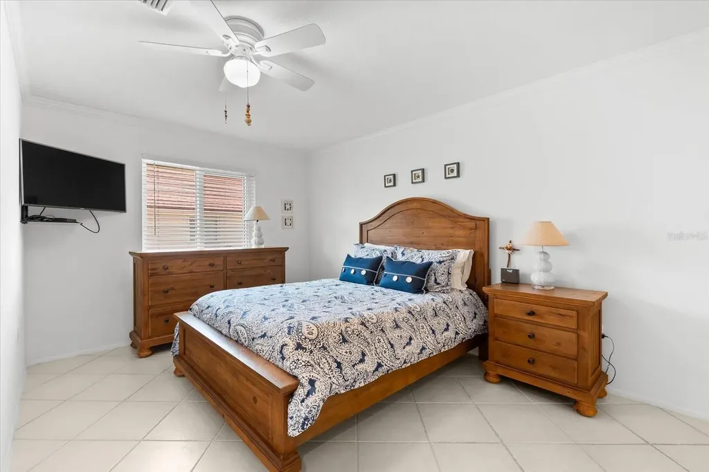 6708 Sarasea Circle Sarasota FL 34242