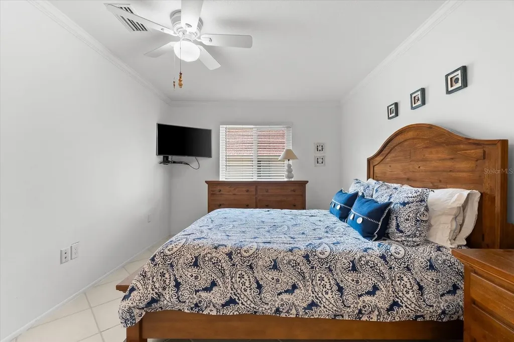 6708 Sarasea Circle Sarasota FL 34242