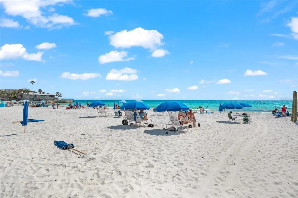 6708 Sarasea Circle Sarasota FL 34242