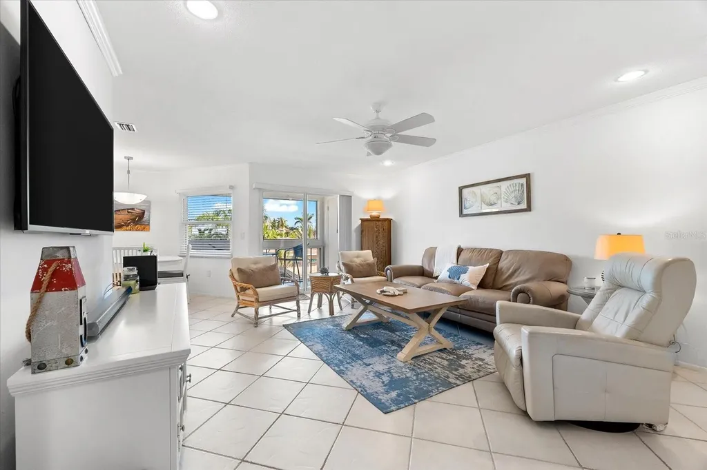 6708 Sarasea Circle Sarasota FL 34242