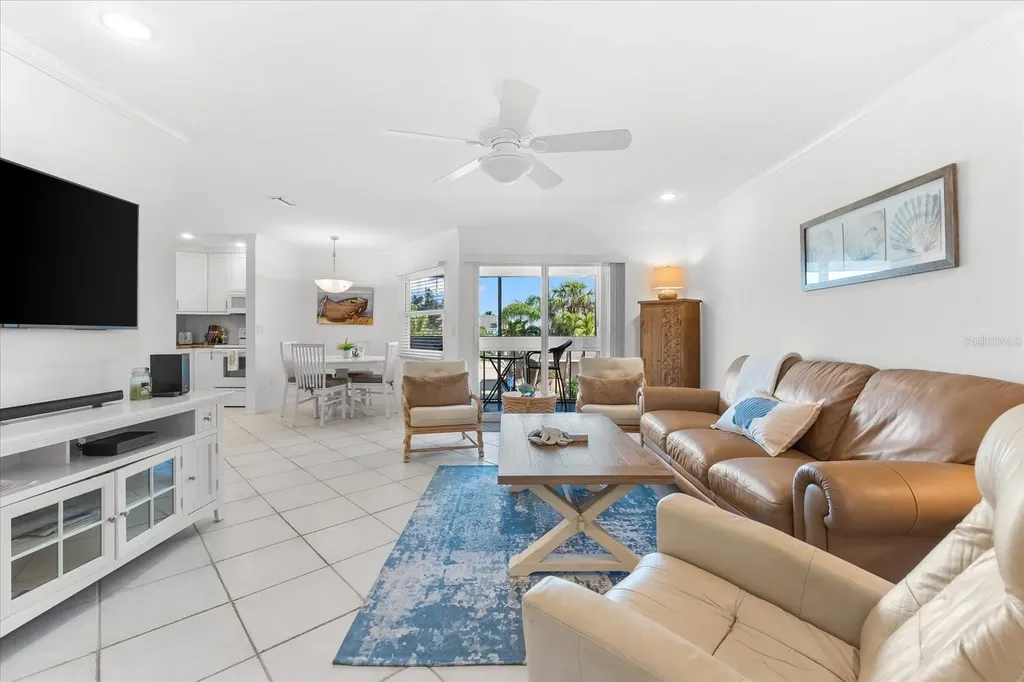 6708 Sarasea Circle Sarasota FL 34242
