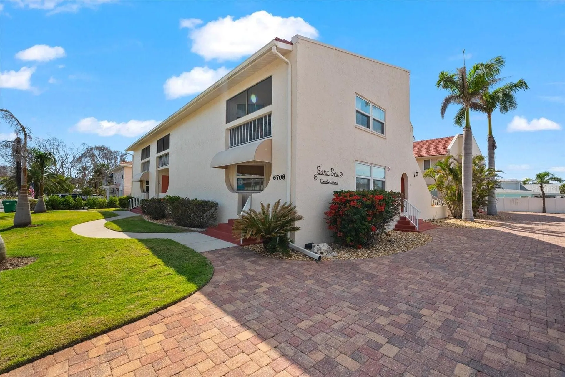 6708 Sarasea Circle Sarasota FL 34242