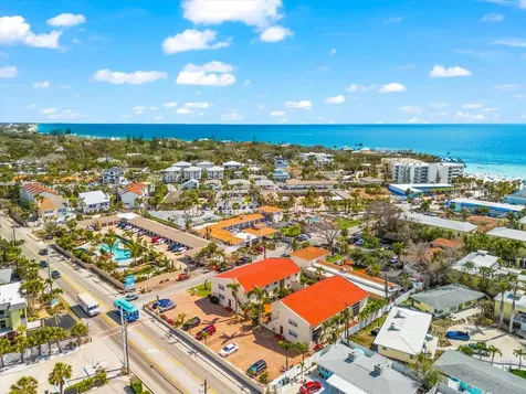 6708 Sarasea Circle Sarasota FL 34242