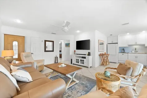 6708 Sarasea Circle Sarasota FL 34242