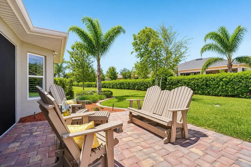 4988 Big Cypress Street Oxford FL 34484