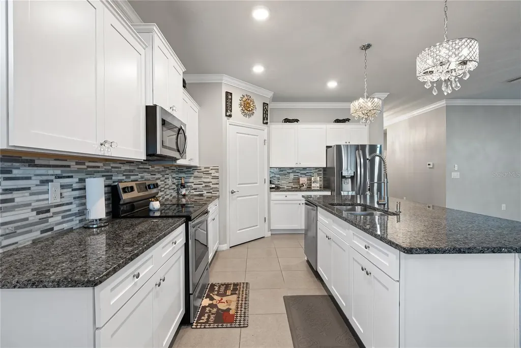 1092 Pipestone Place Wesley Chapel FL 33543