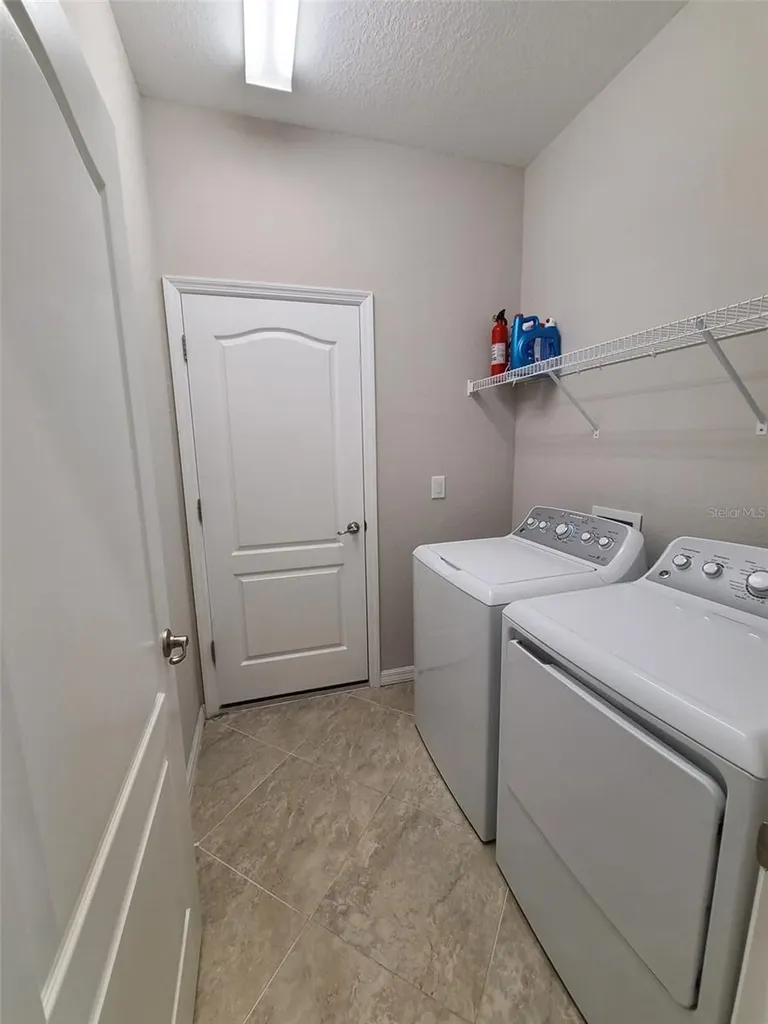 19353 Nearpoint Drive Venice FL 34292