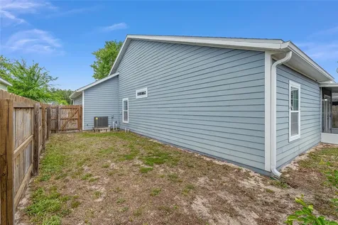 2109 NW 77th Avenue Gainesville FL 32609