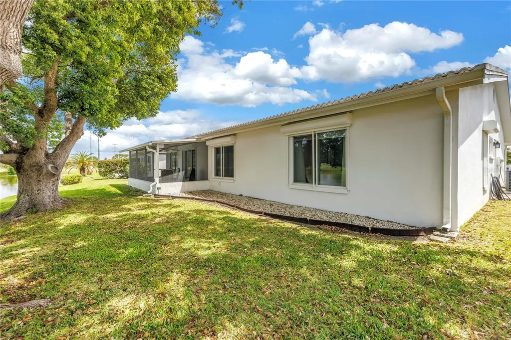 9210 40th Street N Pinellas Park FL 33782