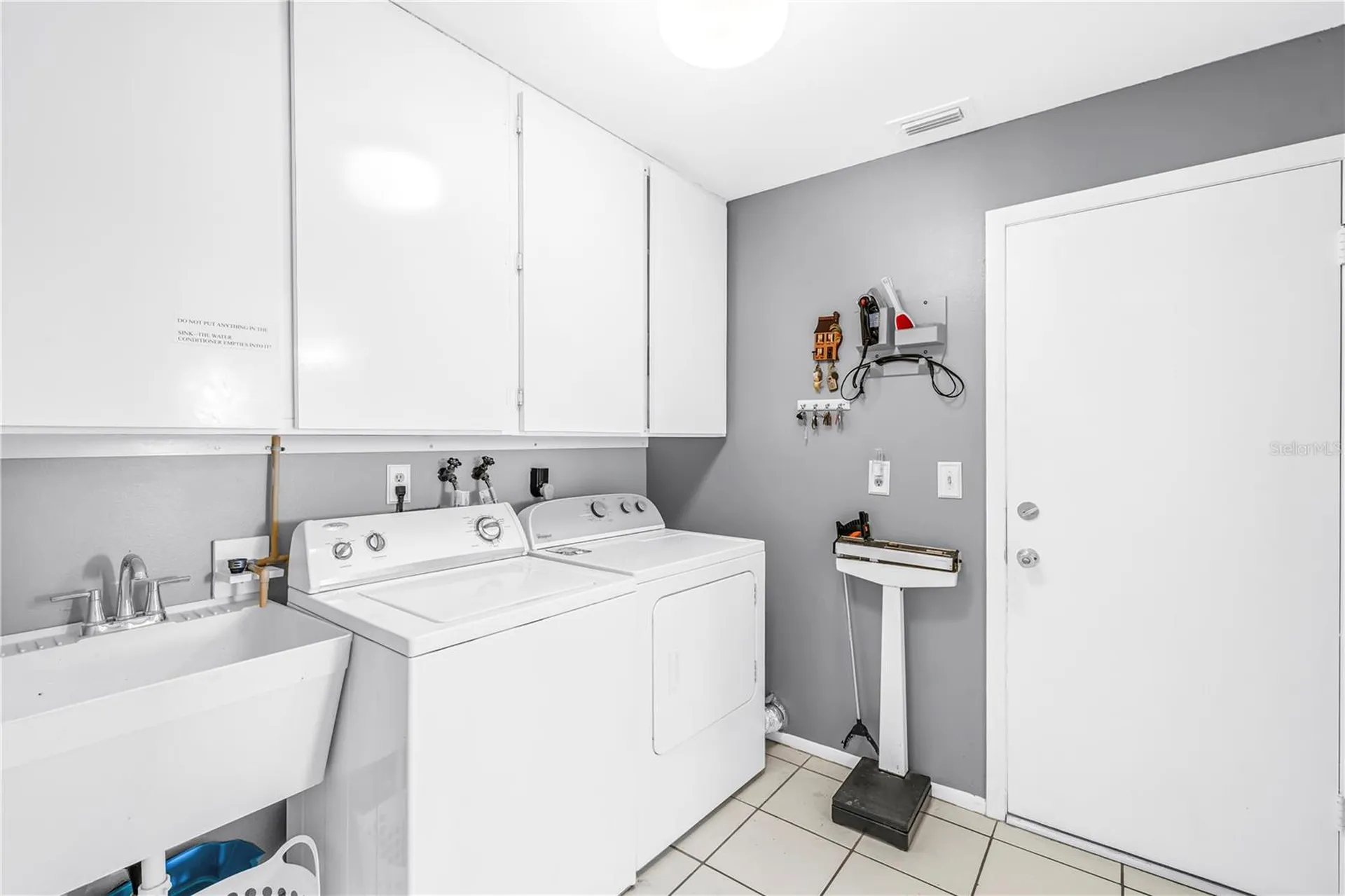 9210 40th Street N Pinellas Park FL 33782