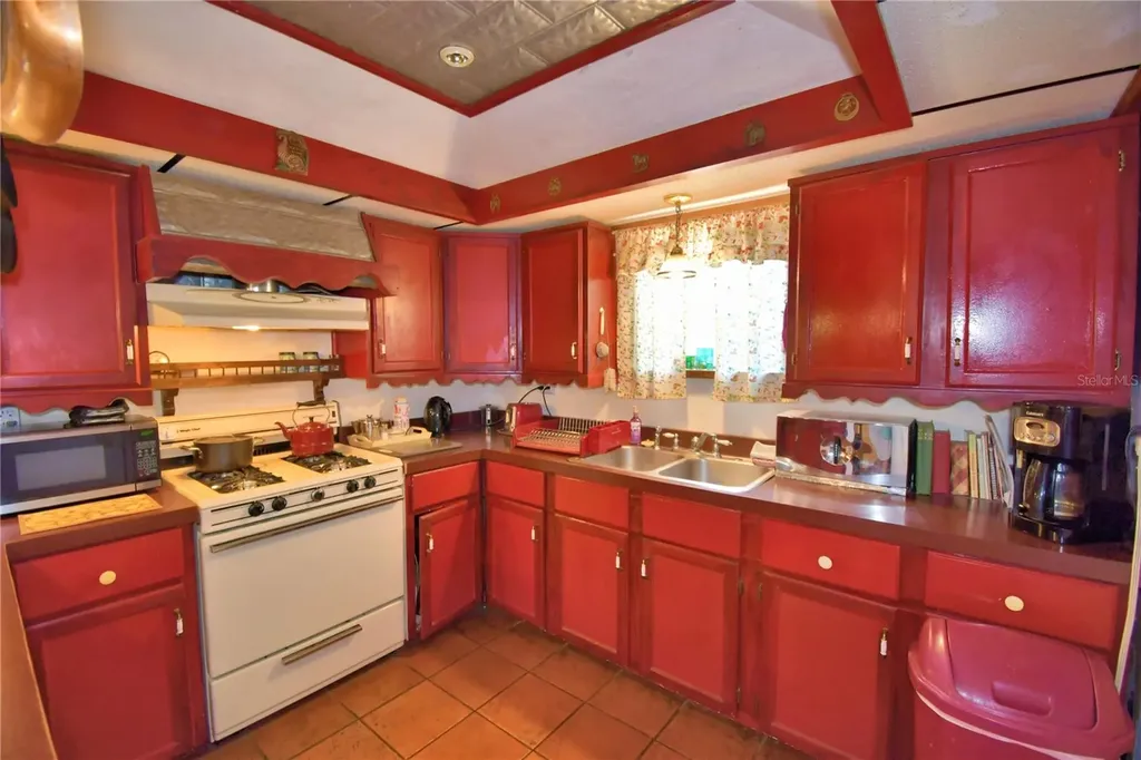 760 Mcclellan Road Frostproof FL 33843