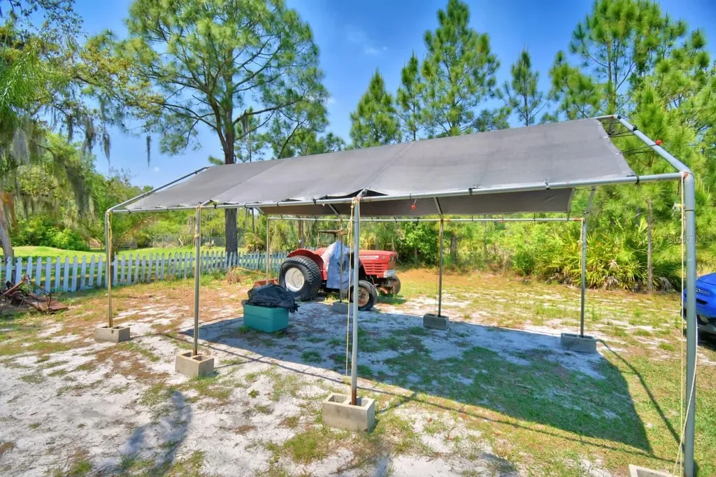 760 Mcclellan Road Frostproof FL 33843