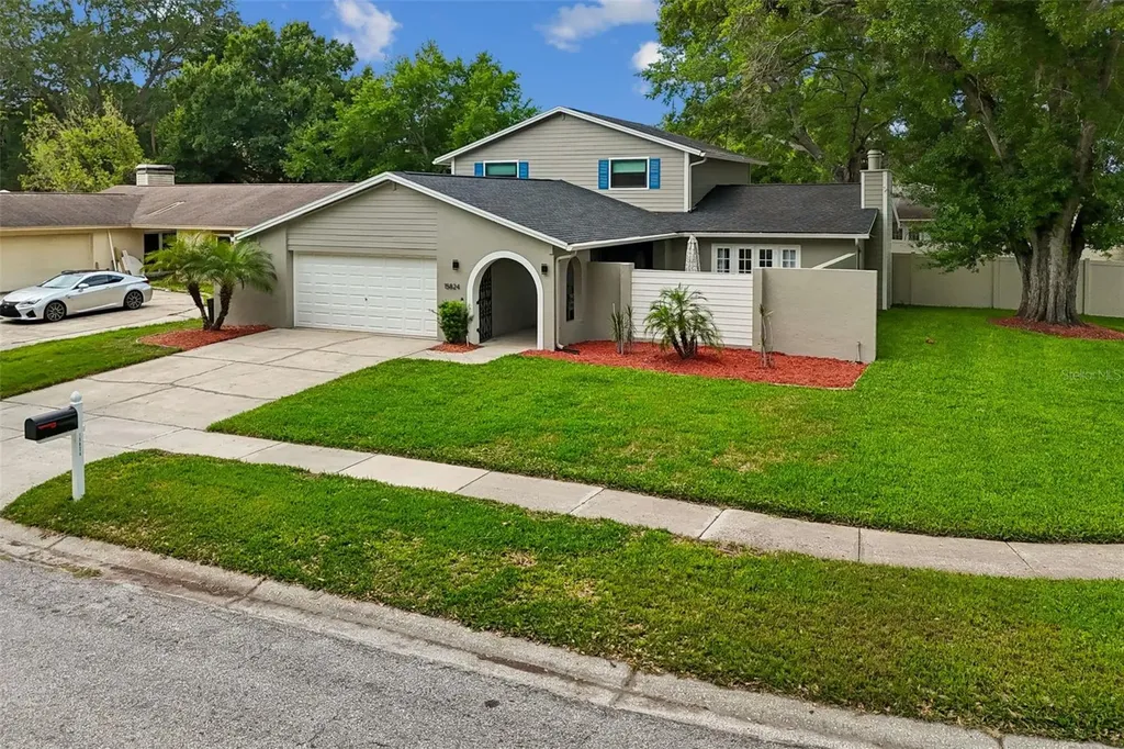 15824 Knollview Drive Tampa FL 33624