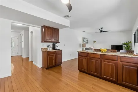 15824 Knollview Drive Tampa FL 33624