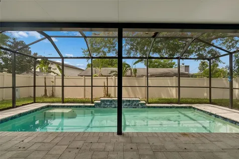 15824 Knollview Drive Tampa FL 33624