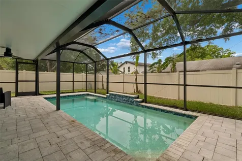 15824 Knollview Drive Tampa FL 33624