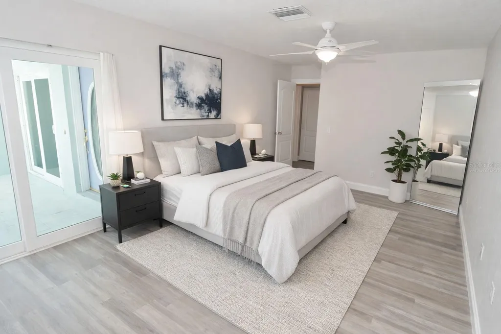 143 N Boca Ciega Point St Petersburg FL 33708