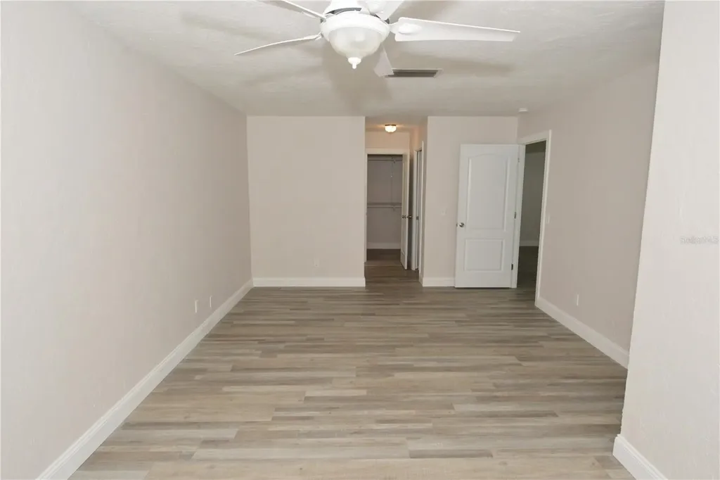 143 N Boca Ciega Point St Petersburg FL 33708