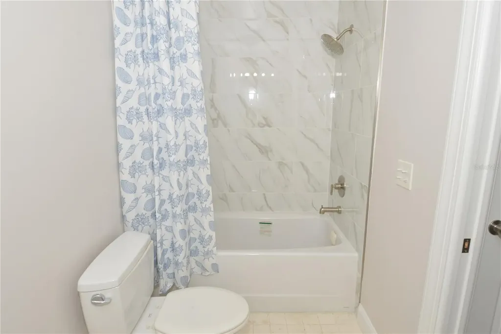 143 N Boca Ciega Point St Petersburg FL 33708