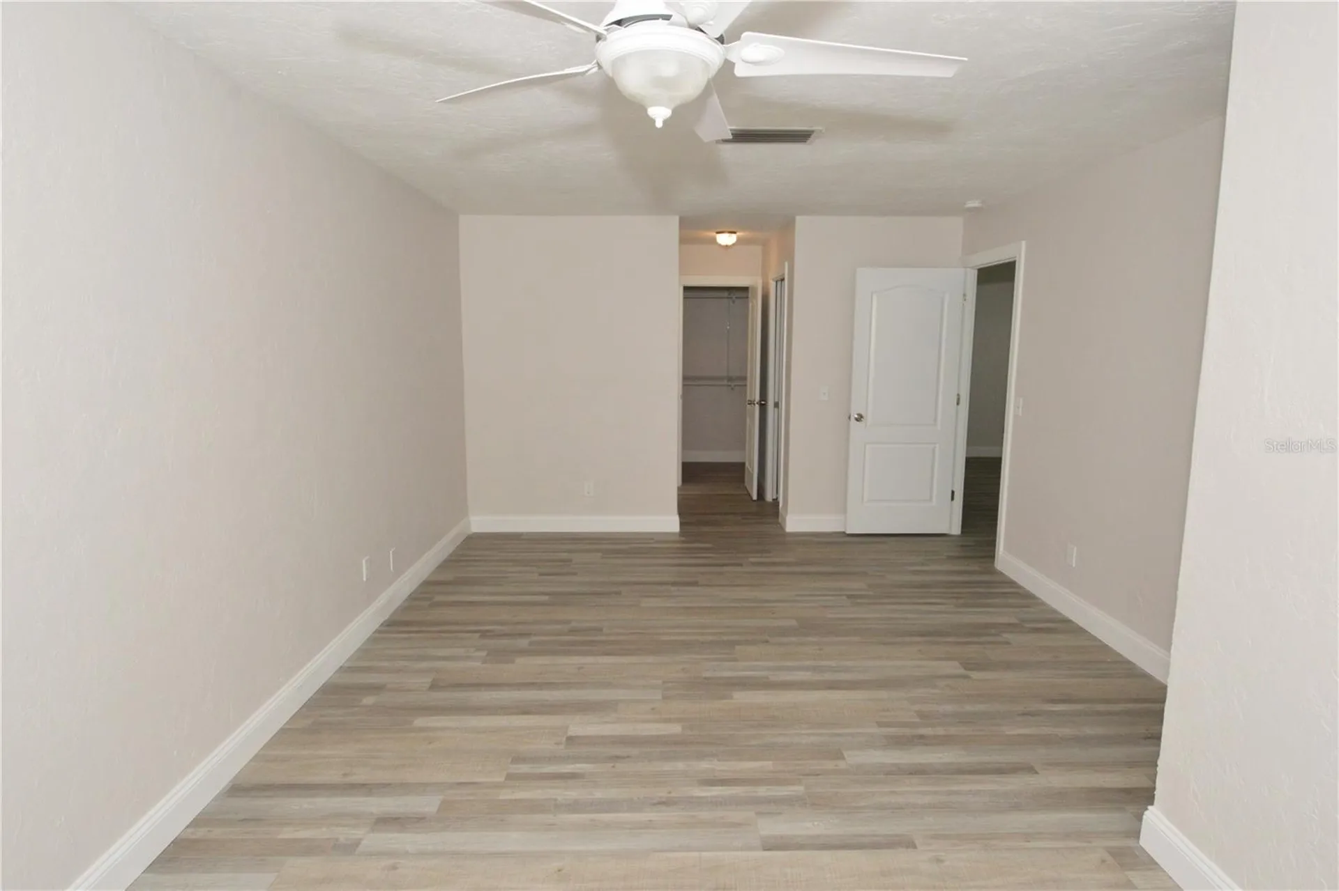 143 N Boca Ciega Point St Petersburg FL 33708