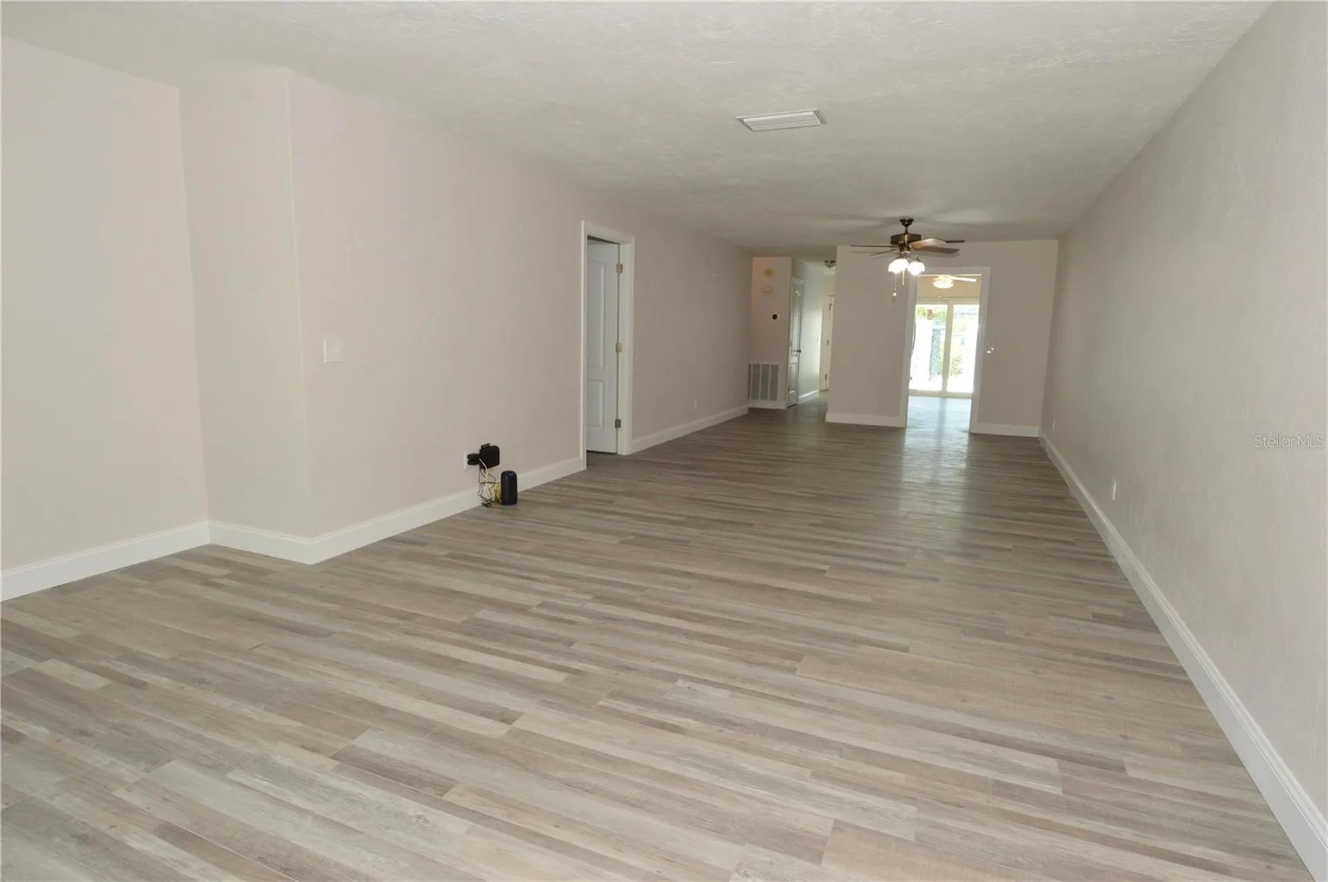 143 N Boca Ciega Point St Petersburg FL 33708