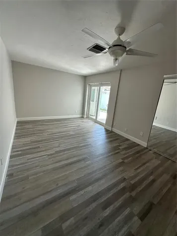 143 N Boca Ciega Point St Petersburg FL 33708