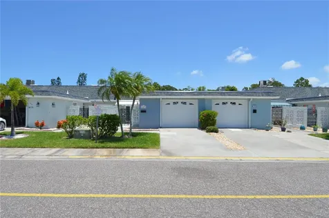 143 N Boca Ciega Point St Petersburg FL 33708