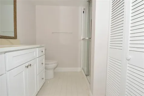 143 N Boca Ciega Point St Petersburg FL 33708