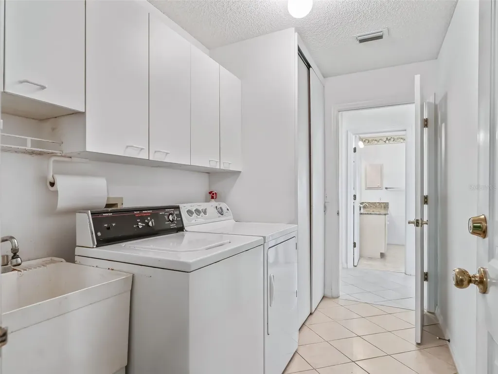 877 Cortez Avenue The Villages FL 32159
