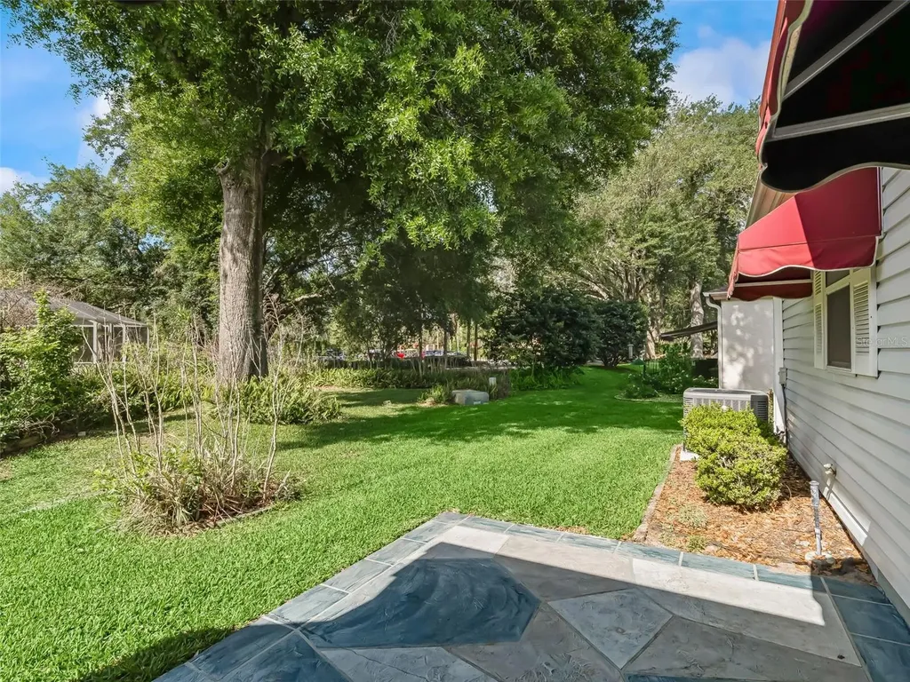 877 Cortez Avenue The Villages FL 32159