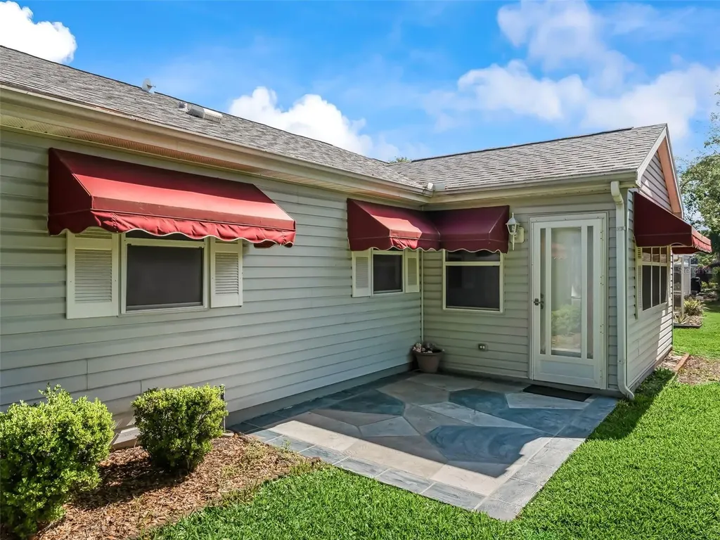877 Cortez Avenue The Villages FL 32159
