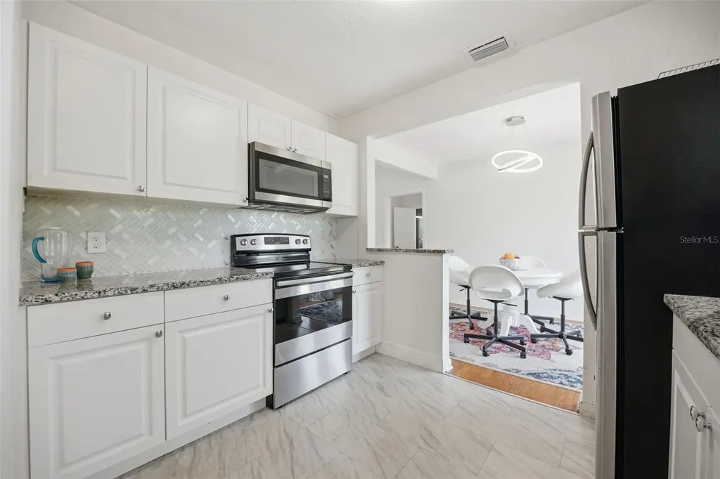 310 40th Street S St Petersburg FL 33711