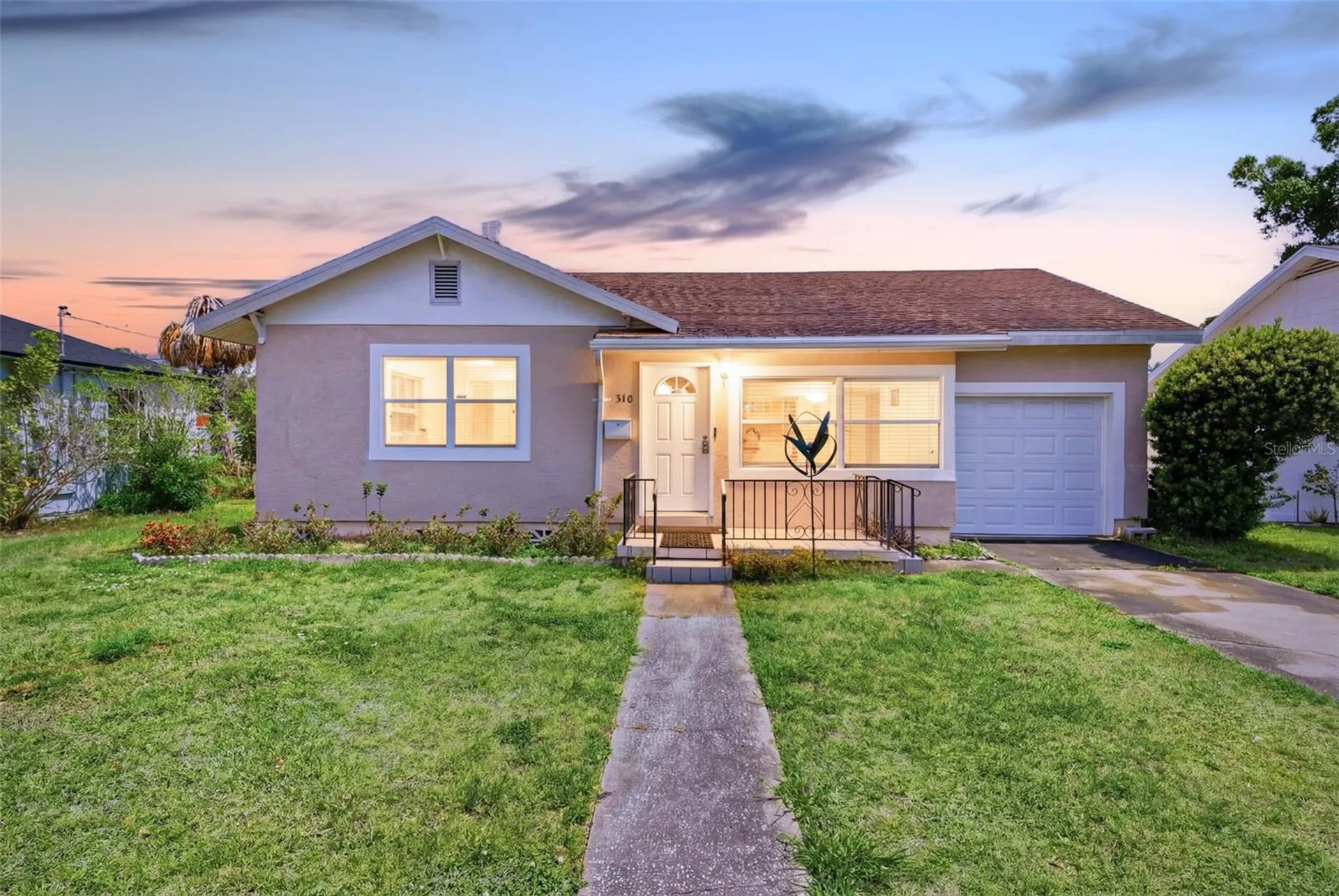 310 40th Street S St Petersburg FL 33711