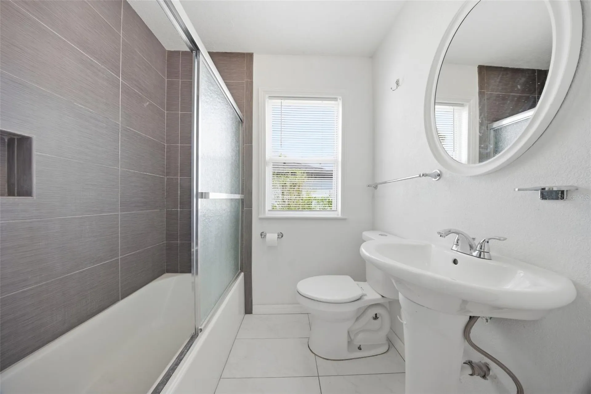 310 40th Street S St Petersburg FL 33711