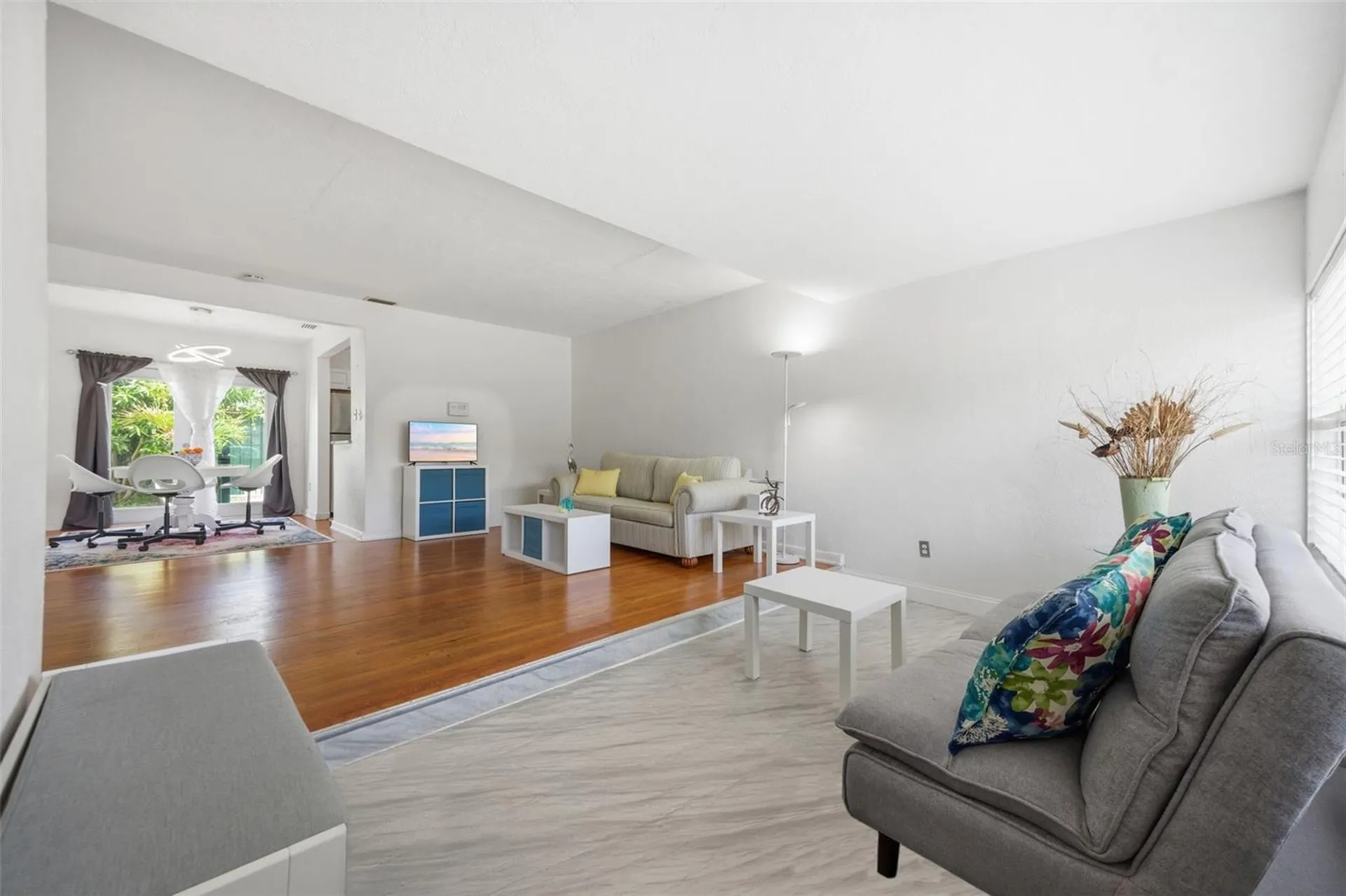 310 40th Street S St Petersburg FL 33711