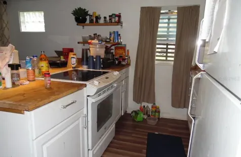 801 S Bay Avenue Sanford FL 32771