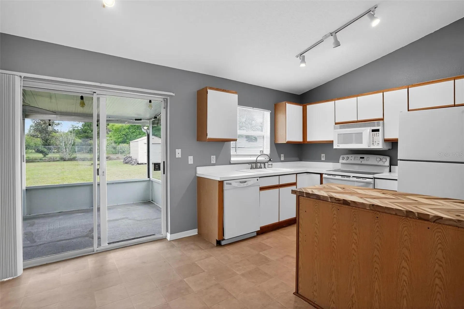 2810 Arrendonda Drive Deltona FL 32738