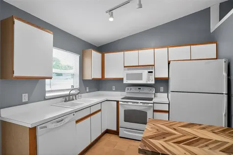 2810 Arrendonda Drive Deltona FL 32738